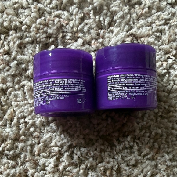 Clinique Makeup Collection - Purple, Green, Pink - Picture 11 of 16